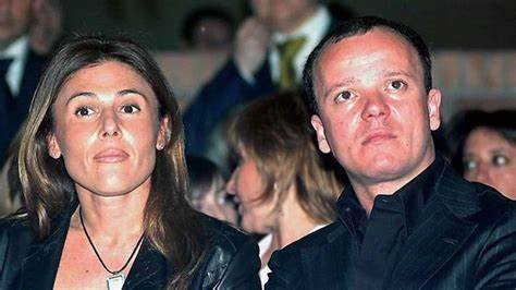 Gigi D'Alessio e l'ex moglie Carmela