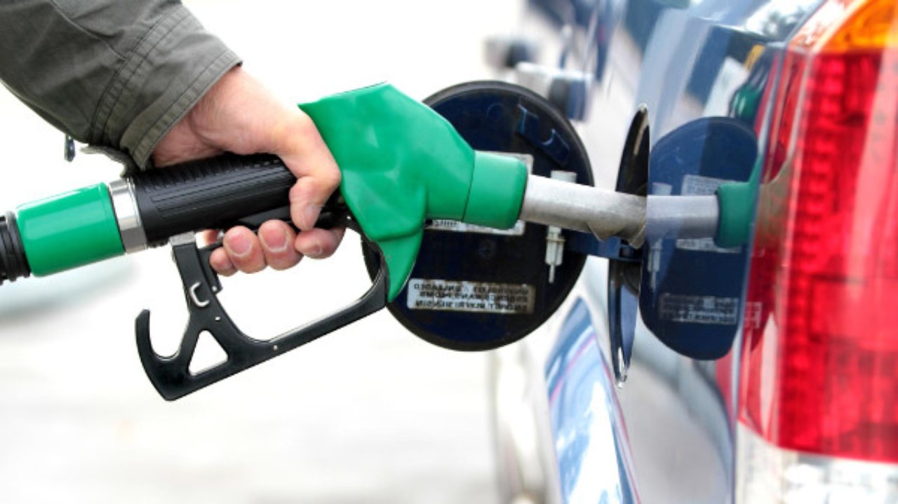 carburante (web source) benzina costi
