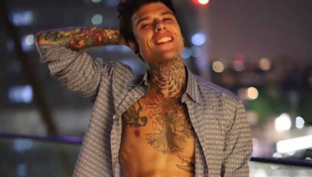 Fedez contro i credenti