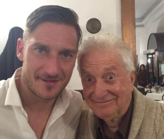 Gianfranco D'Angelo con Totti (Instagram)