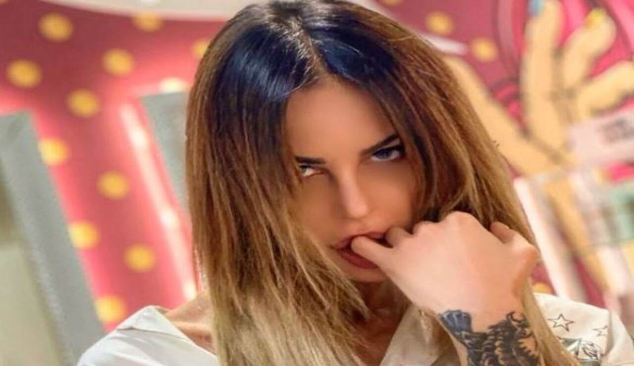 L'ex modella croata Nina Moric (Instagram)