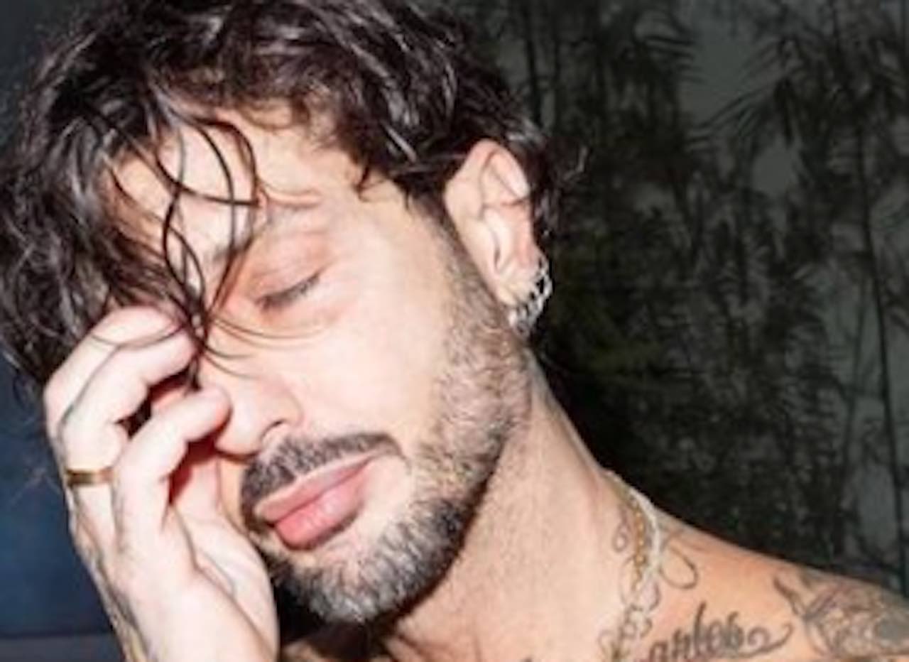 Fabrizio Corona tic nervosi