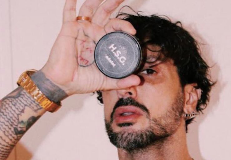 Fabrizio Corona tic nervoso