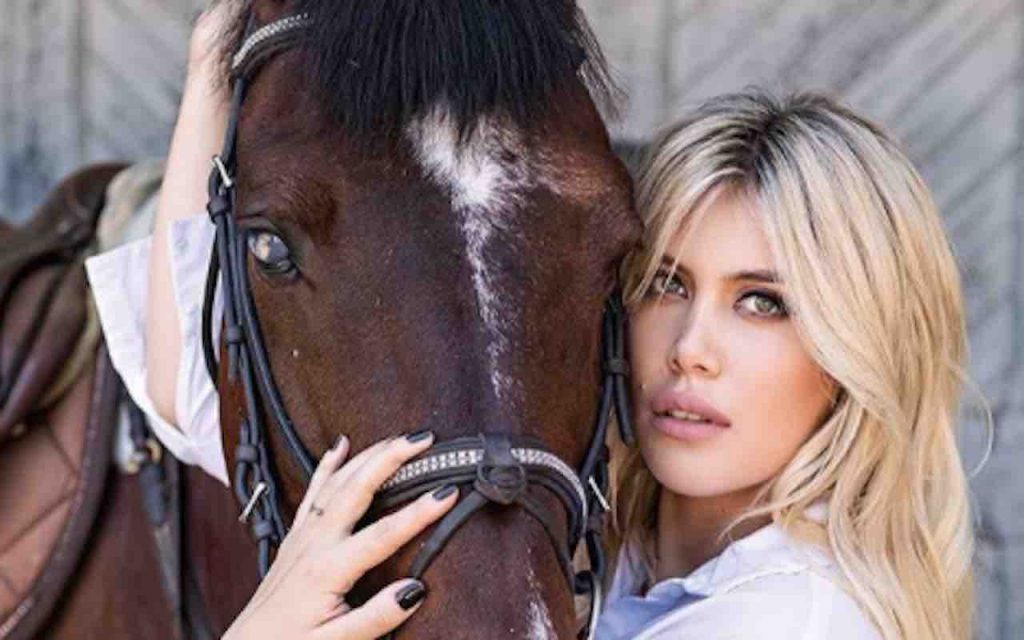 Wanda Nara cavallo