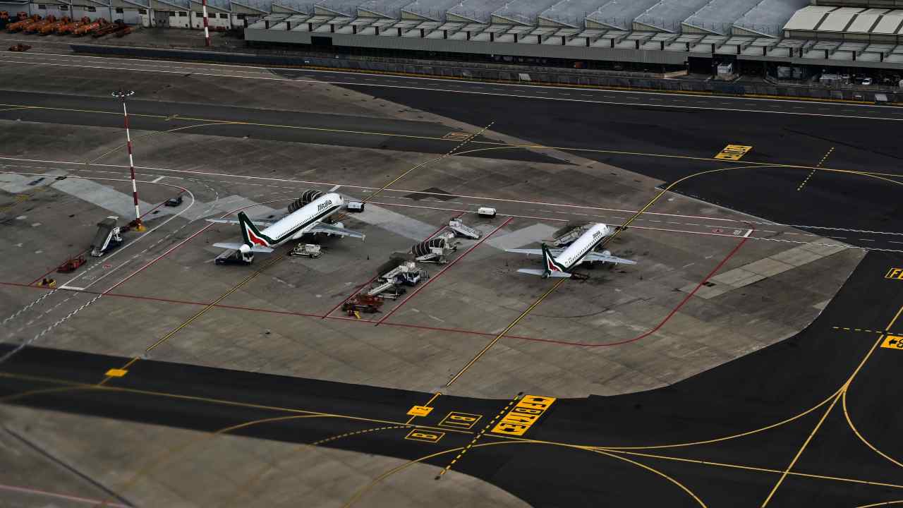 Aeroporti, calo dei passeggeri