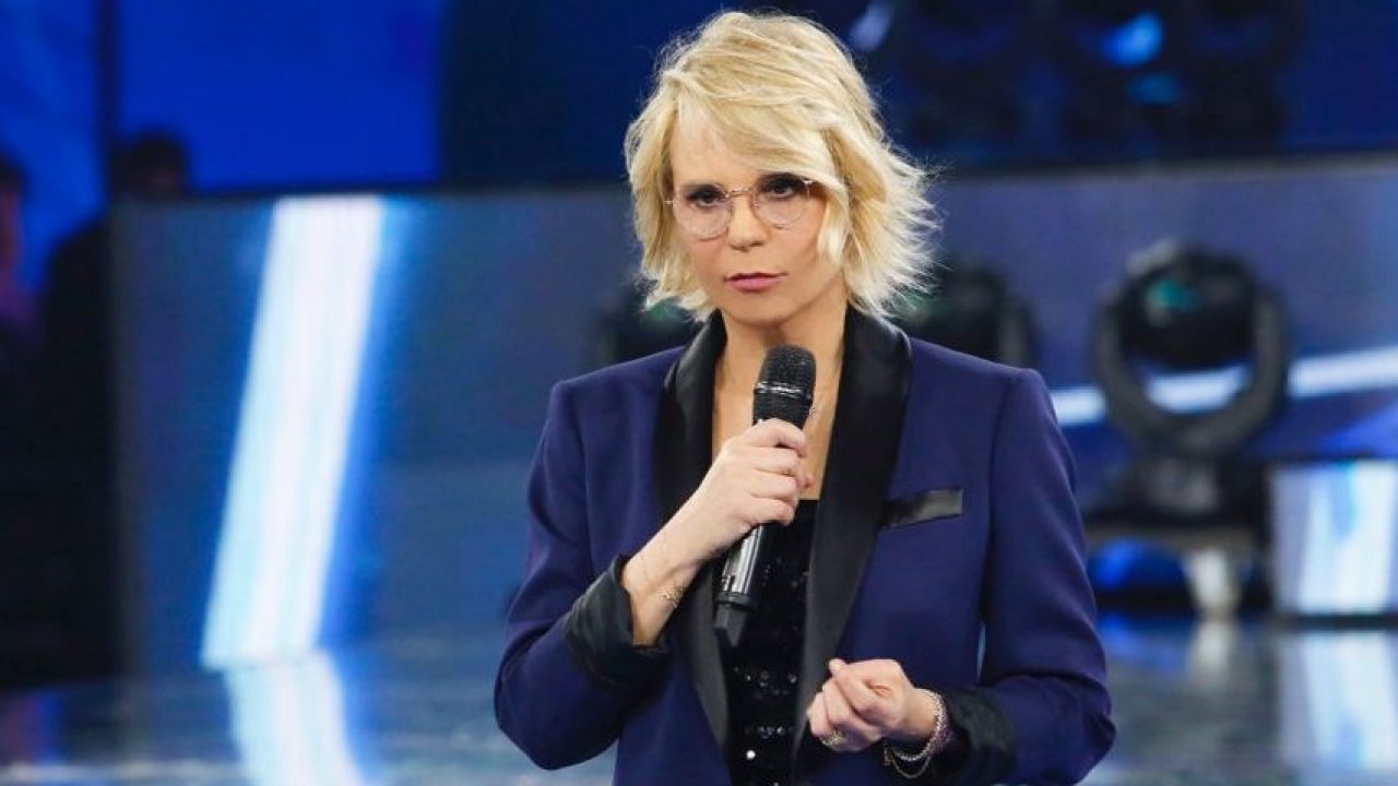 Maria De Filippi E La Celeberrima Chirurgia Estetica Ecco La Verita