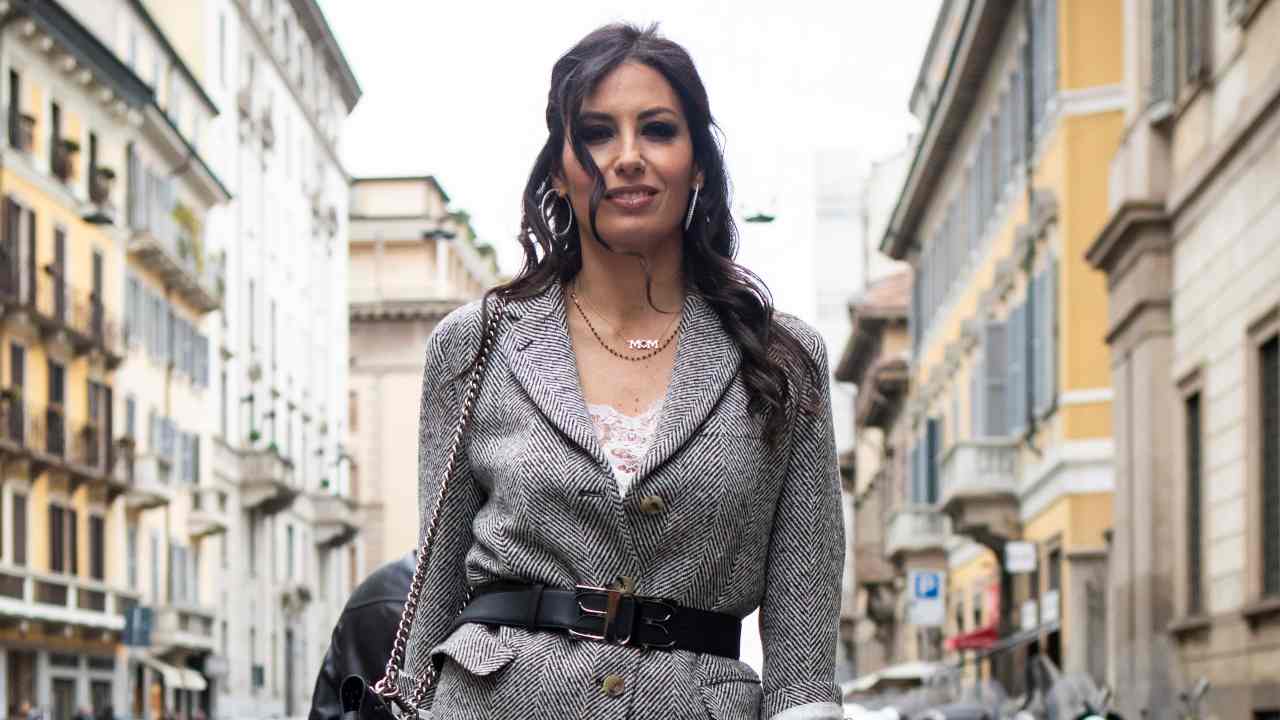 Elisabetta Gregoraci in posa