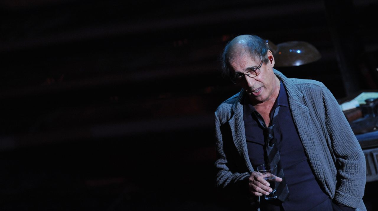 Adriano Celentano sul palco