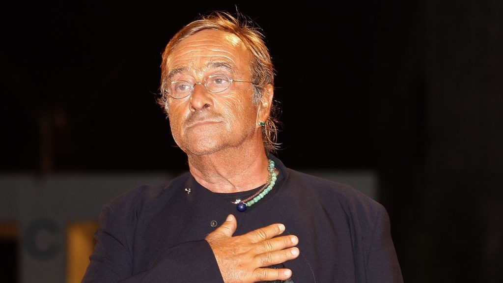Lucio Dalla si sta girando nella tomba il patrimonio è distrutto Ecco come Lucio Dalla si sta girando nella tomba il patrimonio è distrutto Ecco come