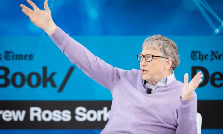 Bill Gates durante un discorso