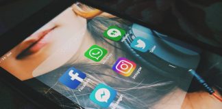 app sullo schermo per cellulare