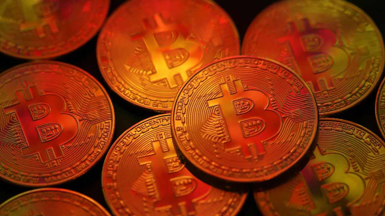 Un po' di monete dei Bitcoin dorate