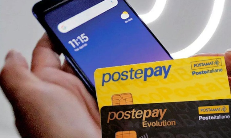 Due tipologie di carte Postpay e un telefono cellulare