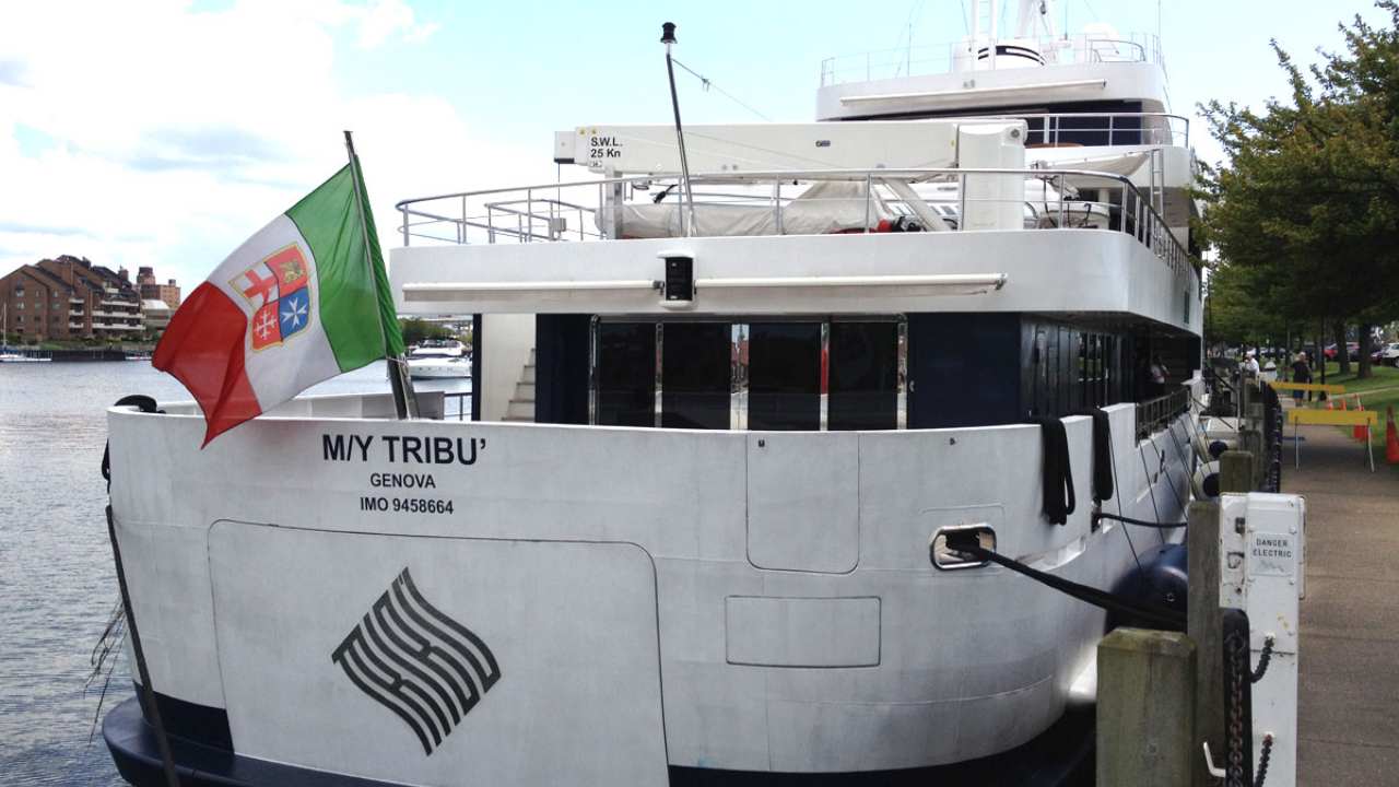Yacht Luciano Benetton