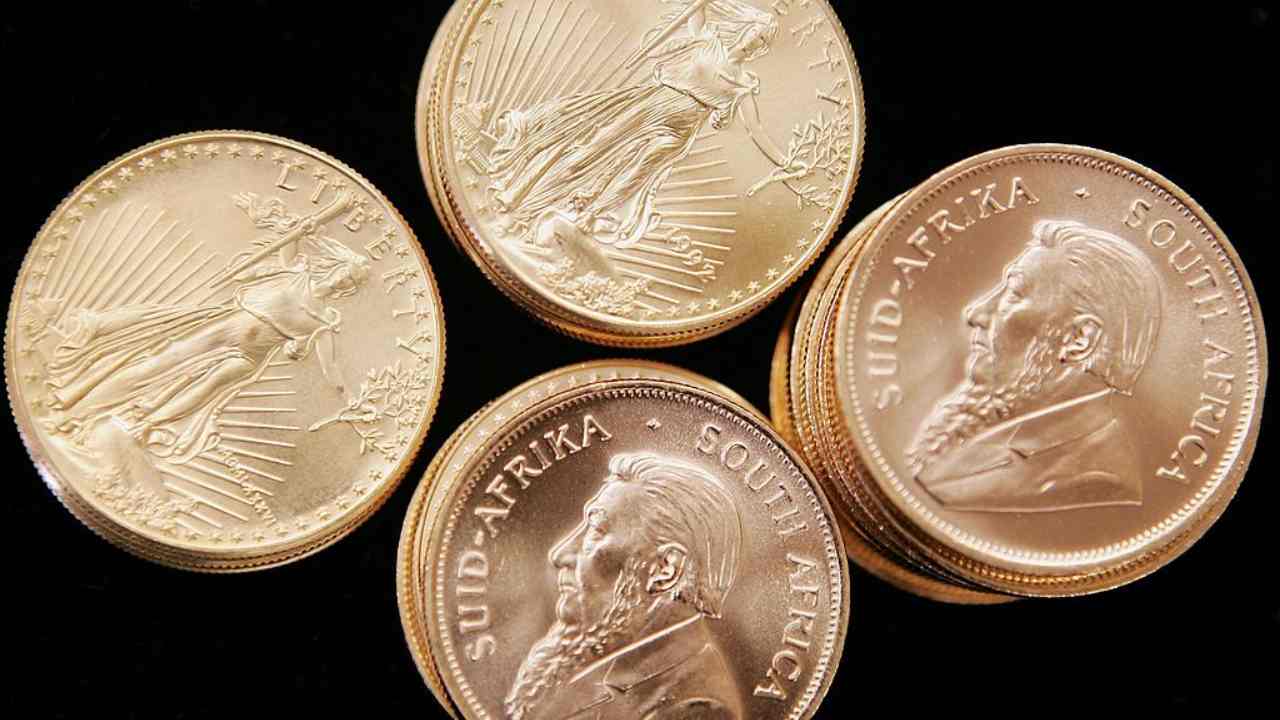 Un po' di monete dorte del Sud Africa