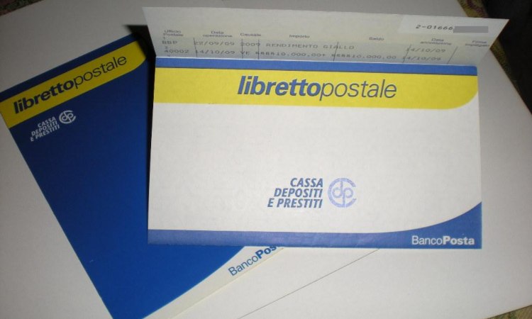 Una busta delle Poste relativa al libretto