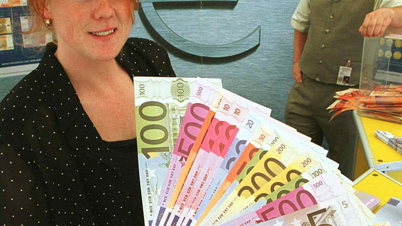 Alcune banconote degli euro finte