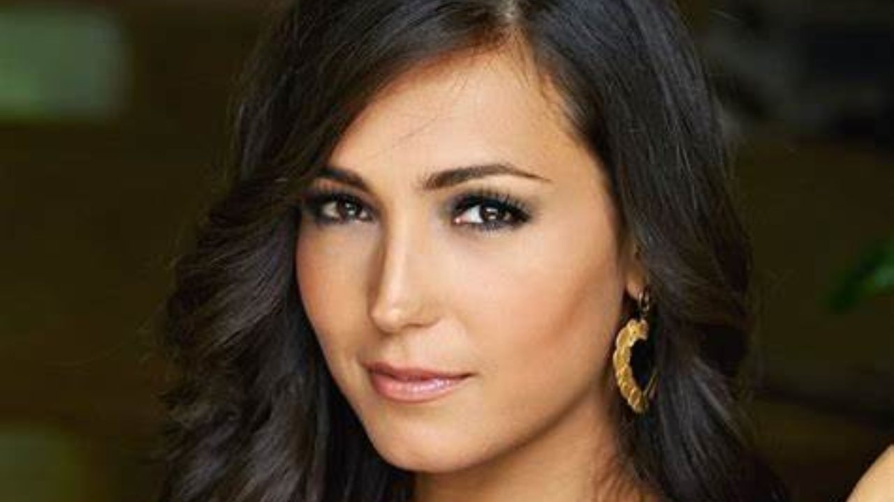 Caterina Balivo sorride