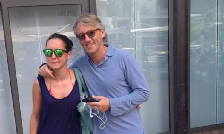 Roberto Mancini occhiali con sua figlia 