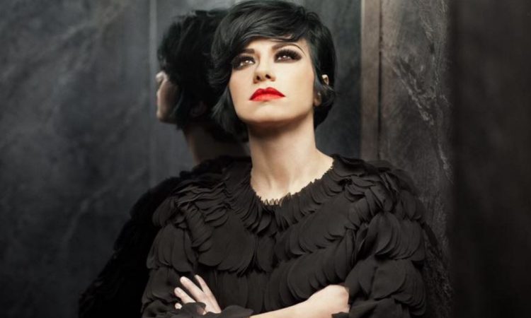 Dolcenera capelli neri 