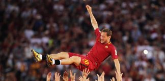 Fraeggiato dai compagnincesco Totti fest