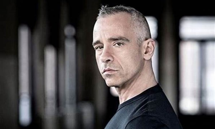 Eros Ramazzotti serio 