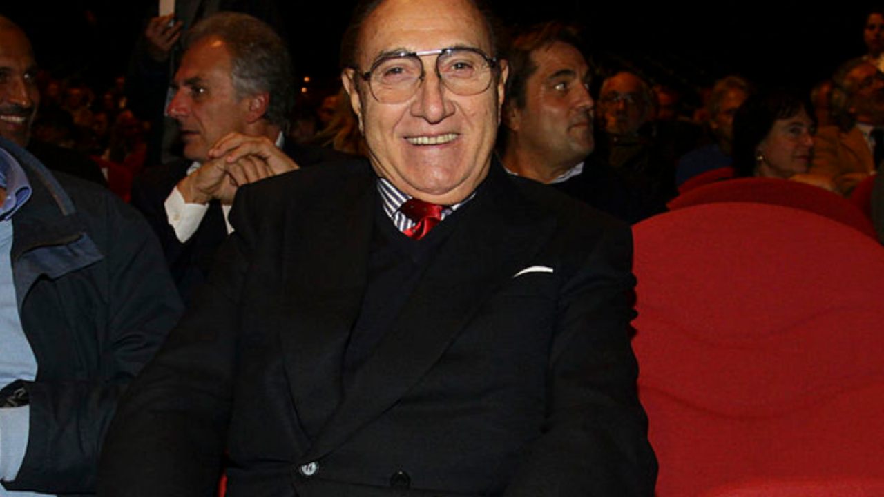 Pippo Baudo sorridente