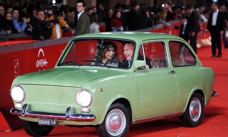 Zingaretti in macchina sul red carpet di Roma