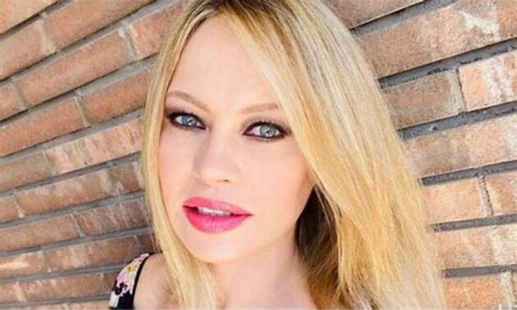 anna rossetto fucsia