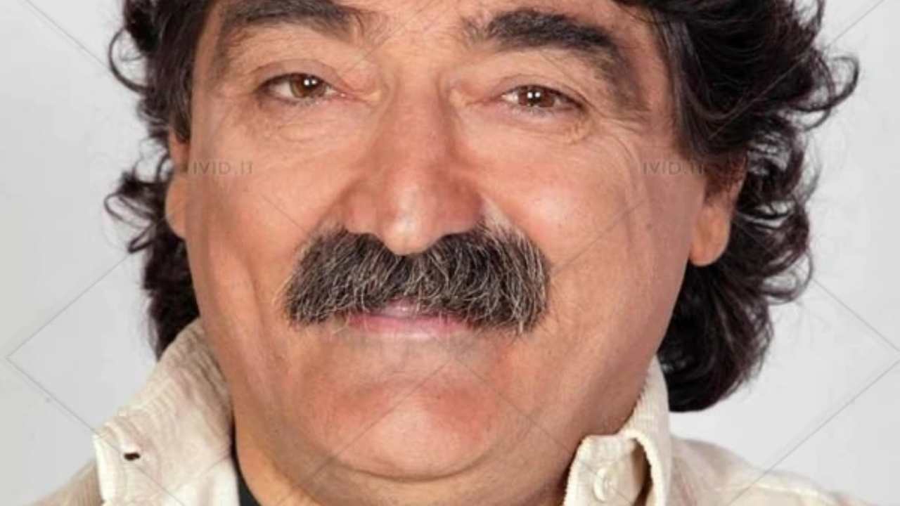Roberto sorride