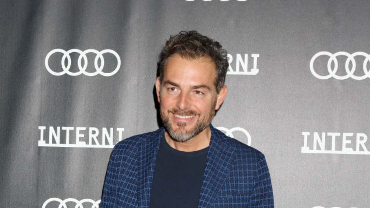 Daniele Bossari sorridente