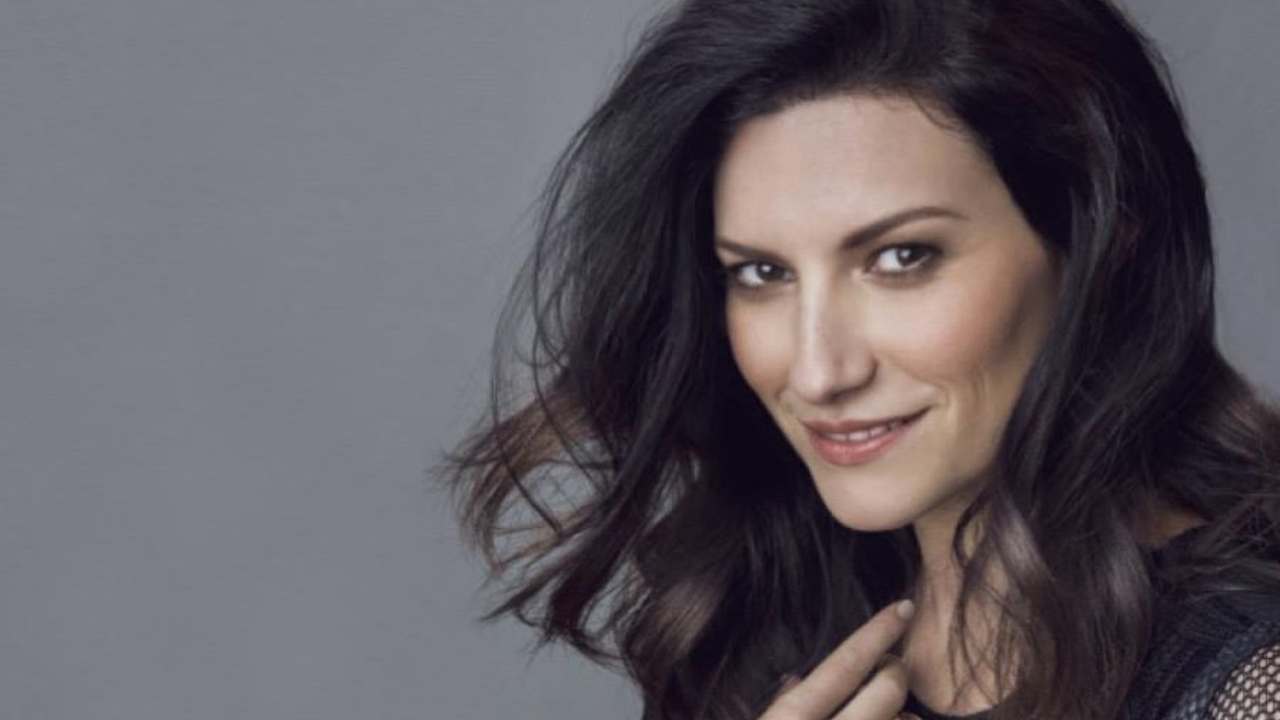 Laura pausini sorride