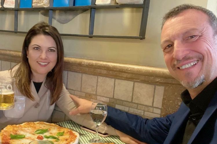 amadeus giovanna civitillo a cena insieme pizza