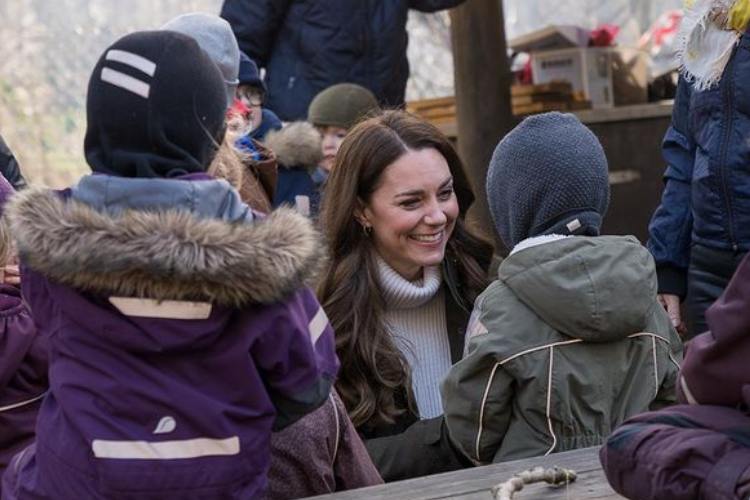 kate middleton figli quarto