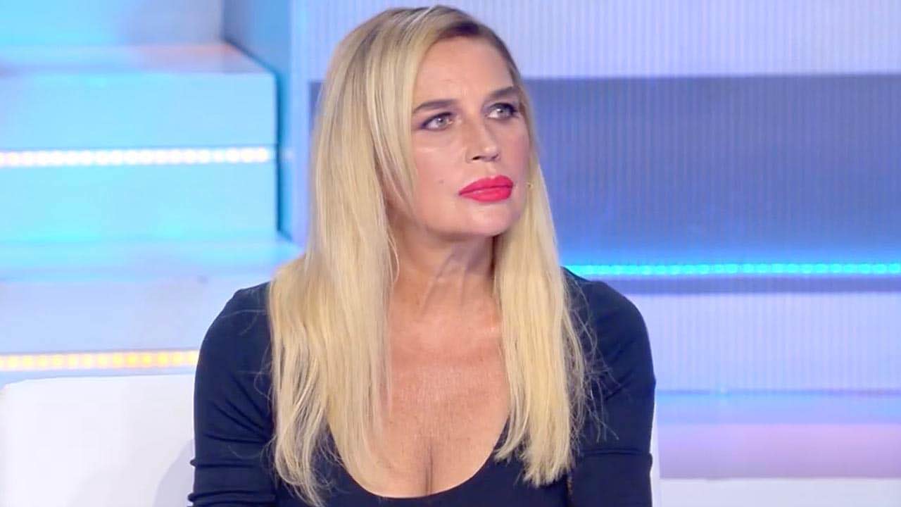Lory Del Santo la showgirl 'distrutta' in diretta