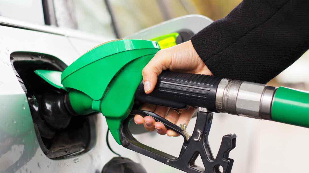 Caro benzina come ottenere il bonus