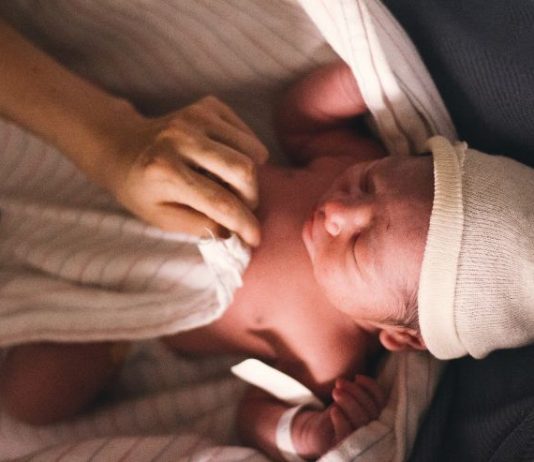 Nato a 24 settimane: è un miracolo