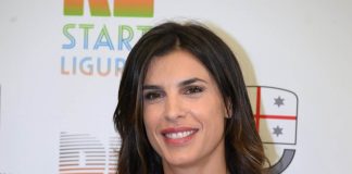 Elisabetta Canalis sorride nuovo bikini