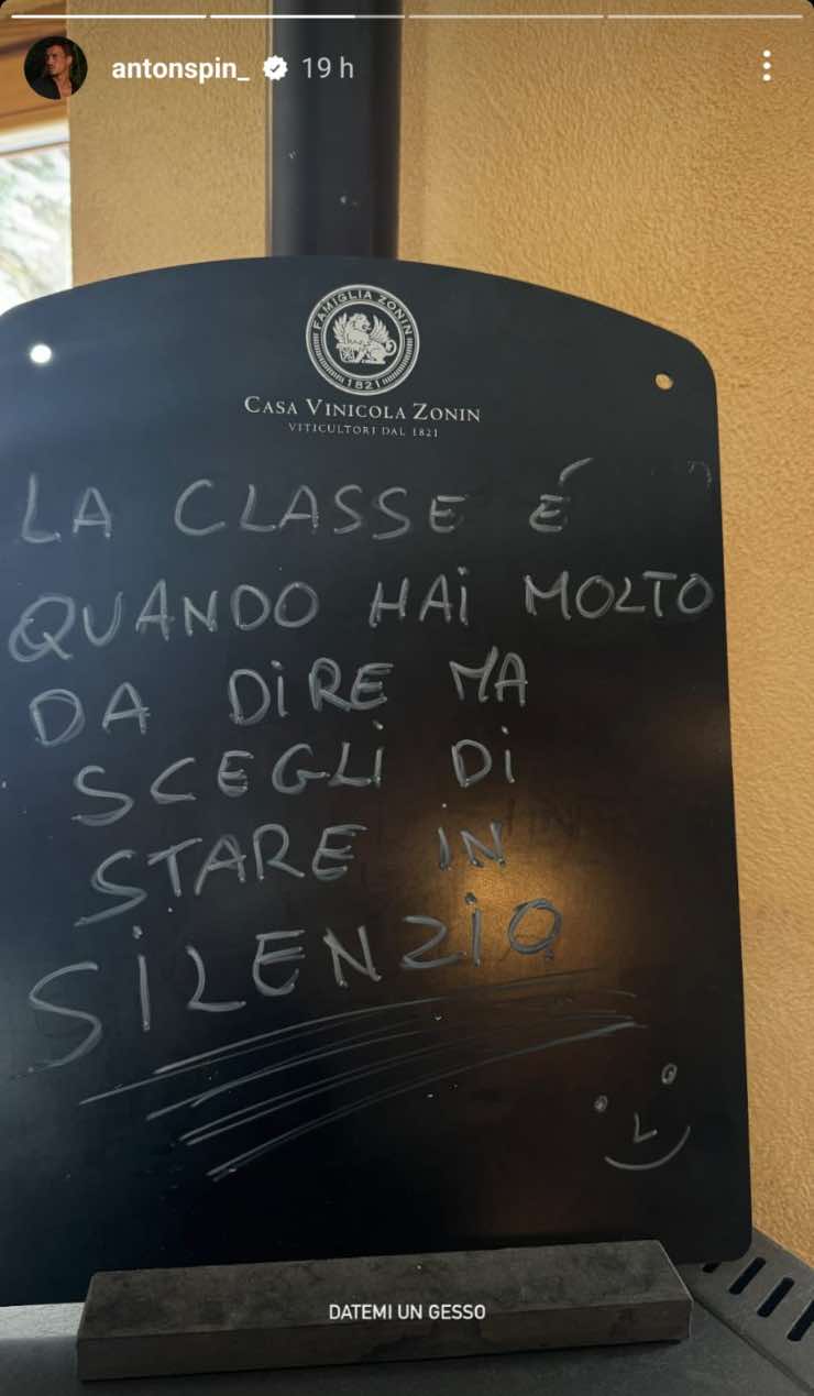 Antonino Spinalbese Instagram stories