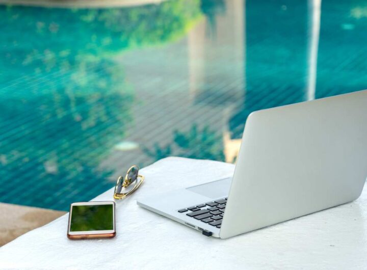 smartphone cosa fare se cade acqua