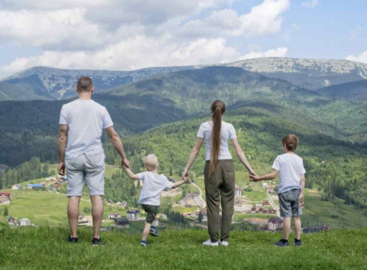Nasce così il fenomeno della coolcation, un neologismo che unisce “cool” (fresco) e “vacation” (vacanza) e che nel 2025