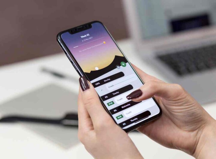 Elimina subito queste app: rubano password e dati della carta, tutti i dettagli