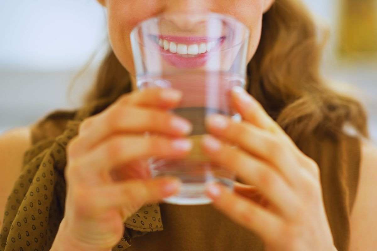 Bere acqua per la salute