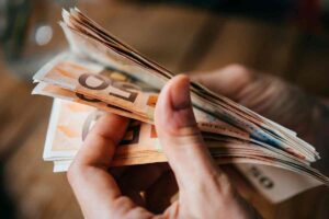 Aiuto immediato da 5000 euro, la novità che tutti aspettavano, tutti i dettagli