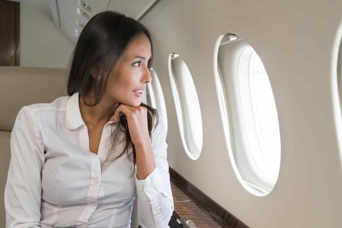 Non indossare mai questi vestiti quando prendi un volo, lo dicono anche le grandi compagnie, tutti i dettagli
