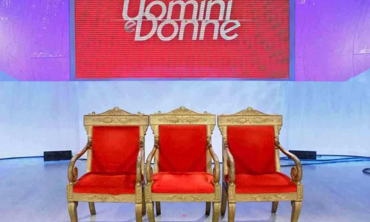 Uomini e Donne studio