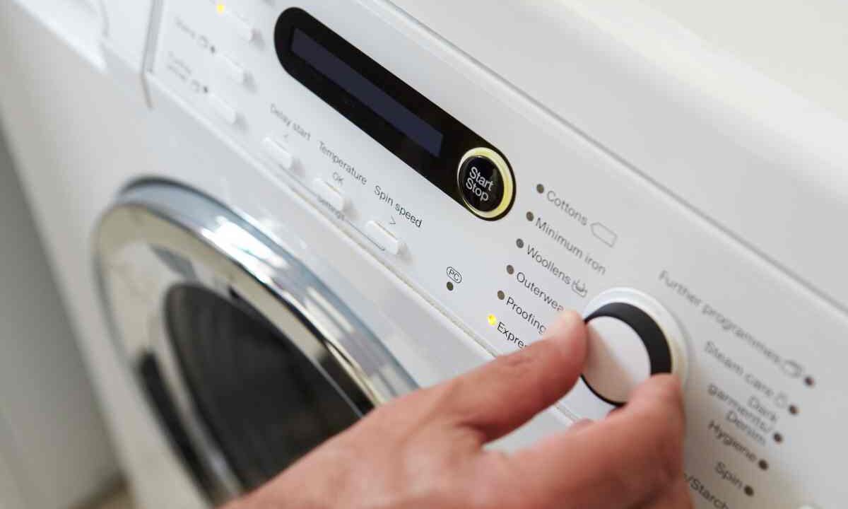 Lavatrice a costo zero, il pulsante magico che ti fa risparmiare il 62% sulla bolletta, i dettagli