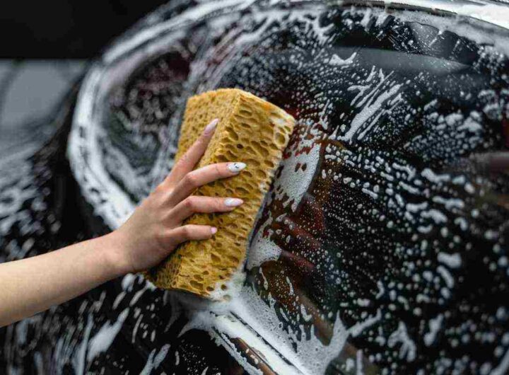 Auto sempre pulita, i 10 trucchi del mestiere da imparare a memoria